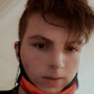 Meet your Posher, Ethan